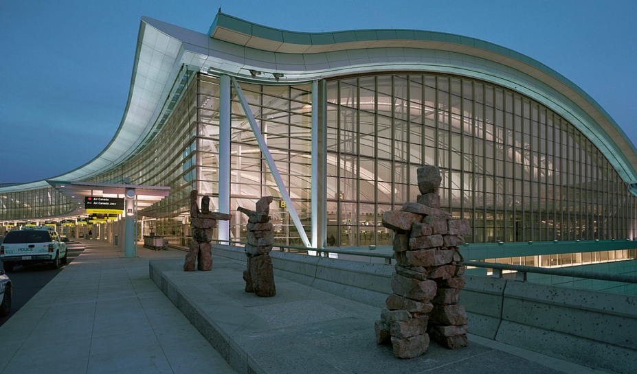 Premium Toronto Pearson Airport Transfer Service