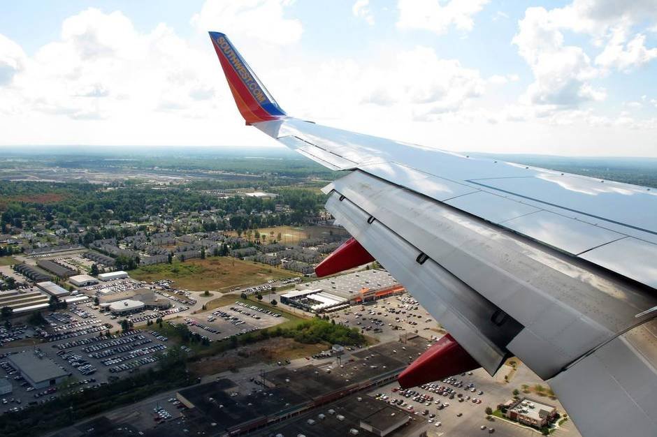 Why You Should Reserve Your Airport Taxi Service in Advance ?